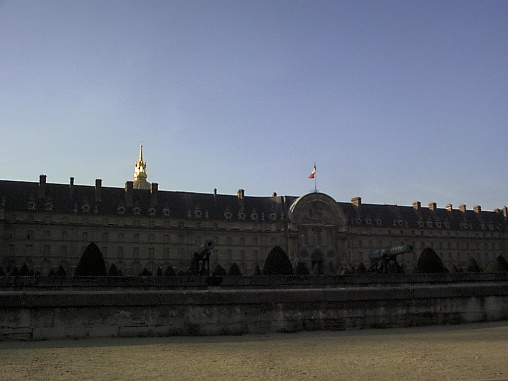 invalides7.jpg (418950 octets)