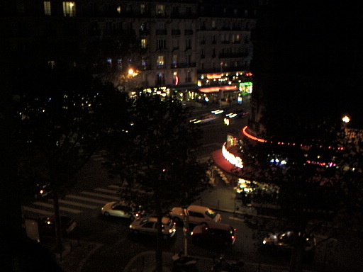 vue_nuit_carrefour.jpg (126136 octets)
